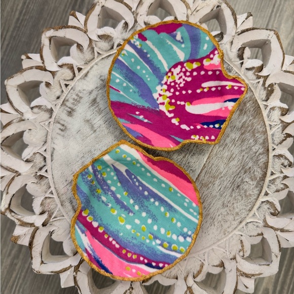 Lilly Pulitzer Fabric Shells - Picture 7 of 7